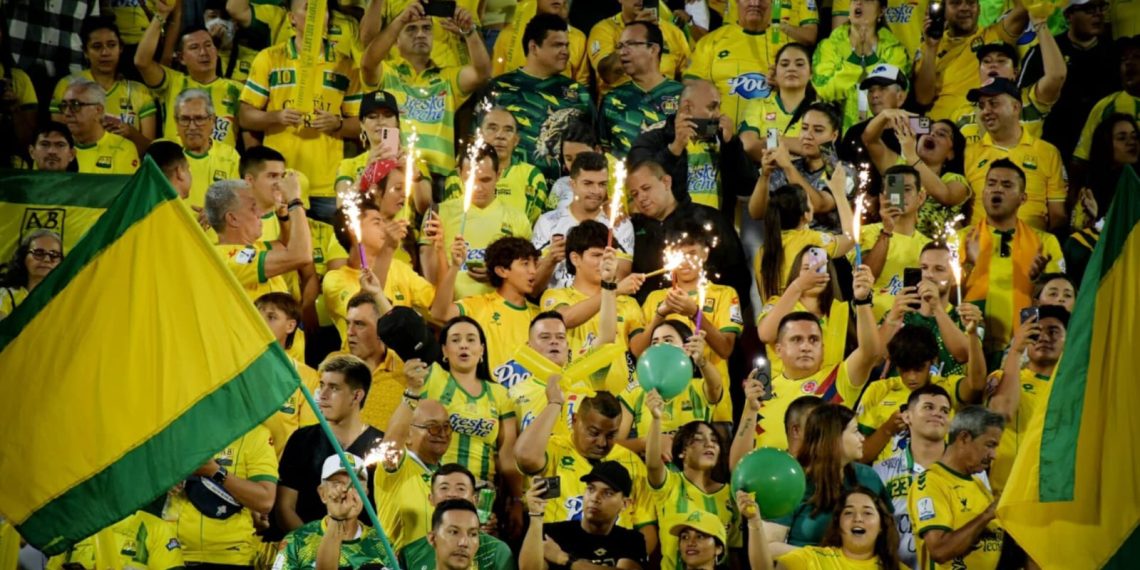 En medio del llanto, gritos, brincos, vivas y desfile de motorizados se vivió la clasificación del Atlético Bucaramanga a la final de la Liga BetPlay