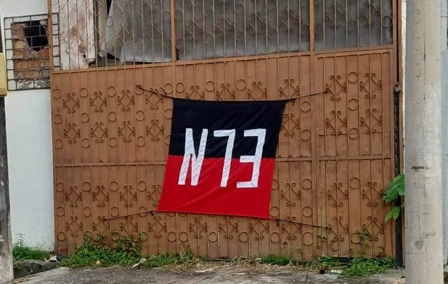 Banderas del ELN aparecieron en dos puntos estratégicos de Barrancabermeja