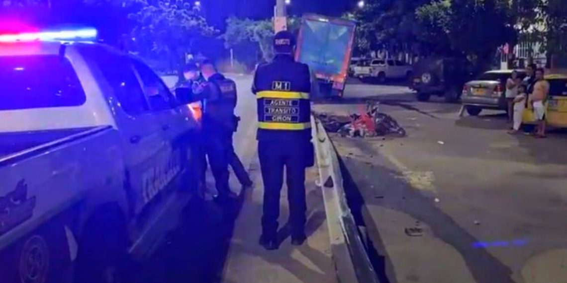 Conductor en estado de embriaguez arrolló a vendedora de tintos en Girón y le quitó la vida. Una persona más resultó herida