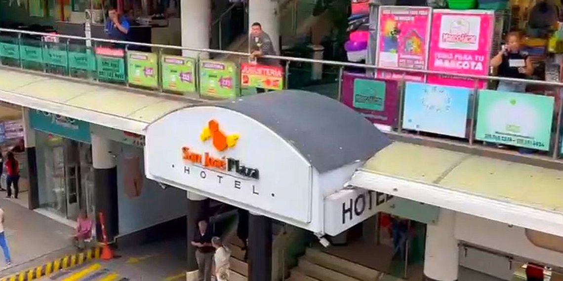 Alcalde de Bucaramanga ofrece recompensa de 30 millones de pesos por los autores del robo a joyería