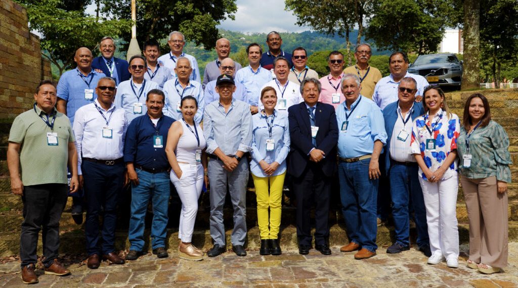 La UIS cautivó a la Sociedad Colombiana de Ingenieros en el XXXVIII Congreso Nacional de Ingenierías