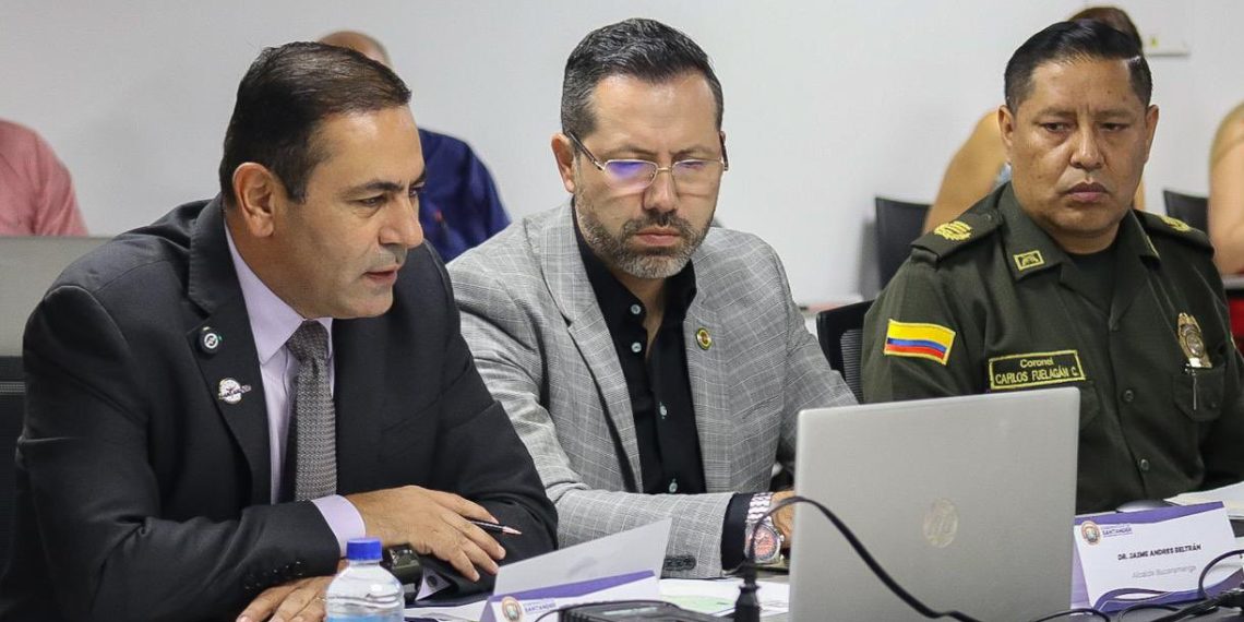 Santander tiene 23 puntos de bloqueos y 19 municipios afectados por el paro del gremio transportador