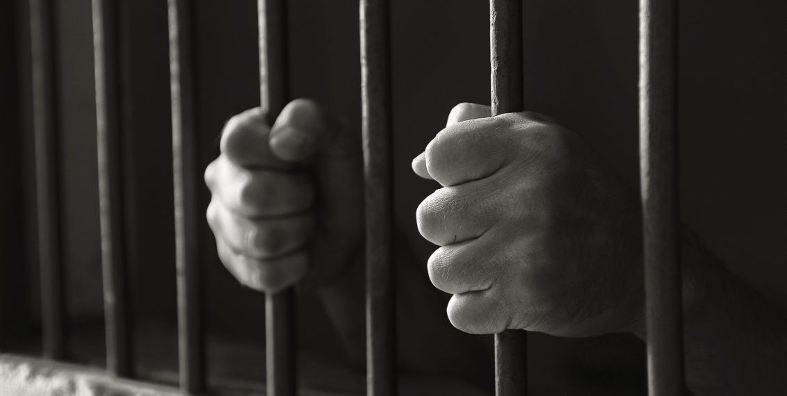 25 años de cárcel para hombre que abusó sexualmente de sobrina ‘política’ cuando ella tenía 12 años