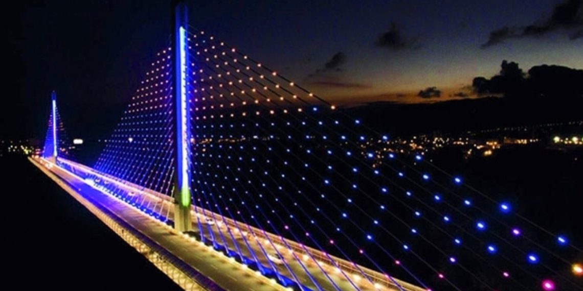 Alcaldía espera se normalice hoy la movilidad sobre el Puente la Novena, que tiene paso restringido por mantenimiento en alumbrado público