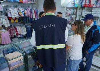 La DIAN intensifica controles a la facturación electrónica en Colombia, en Bucaramanga 160 funcionarios realizarán más de 1.700 visitas