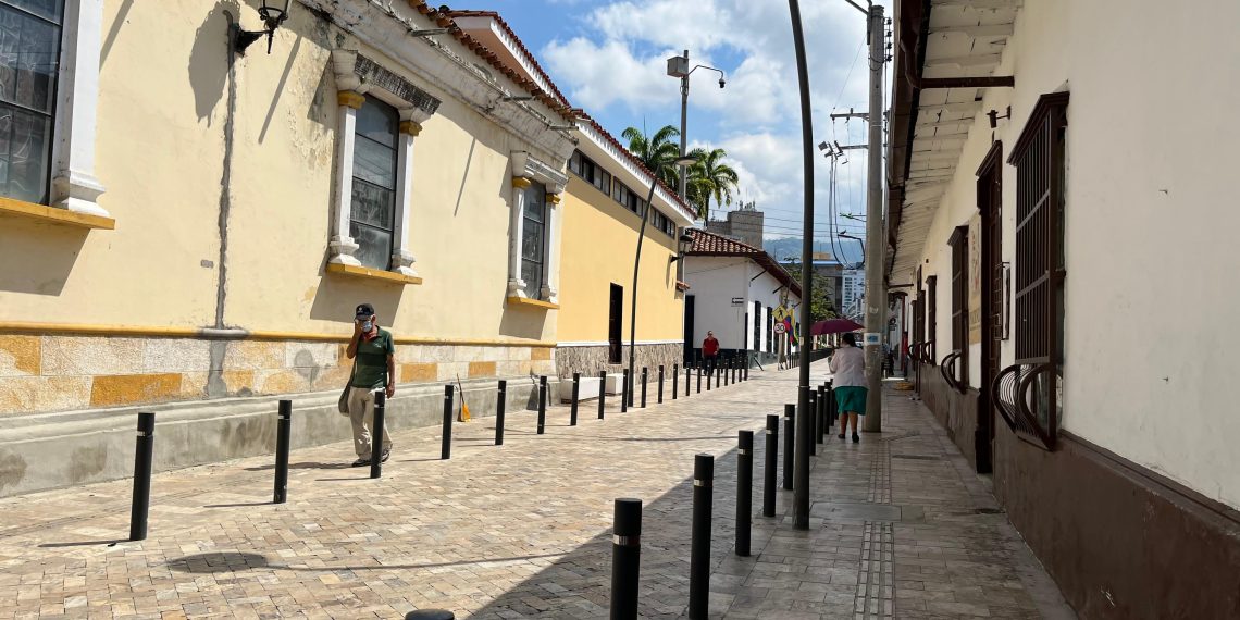 Tránsito de Bucaramanga implementará estrategias para evitar accidentalidad en la calle 37 carrera 12