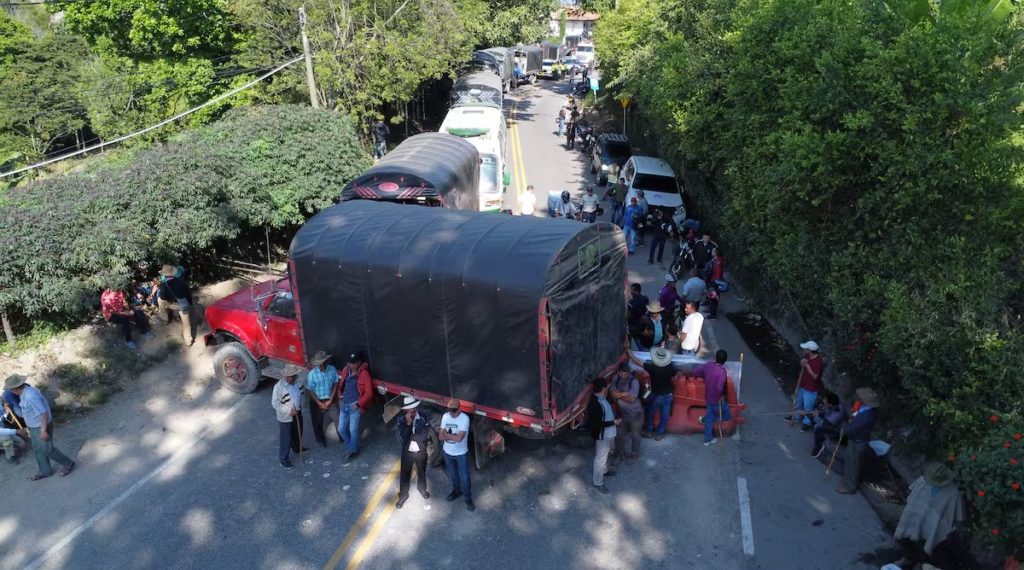 ¡Atención! Procuraduría llama al Gobierno Nacional a escuchar a campesinos y pequeños mineros y que no existan puntos innegociables