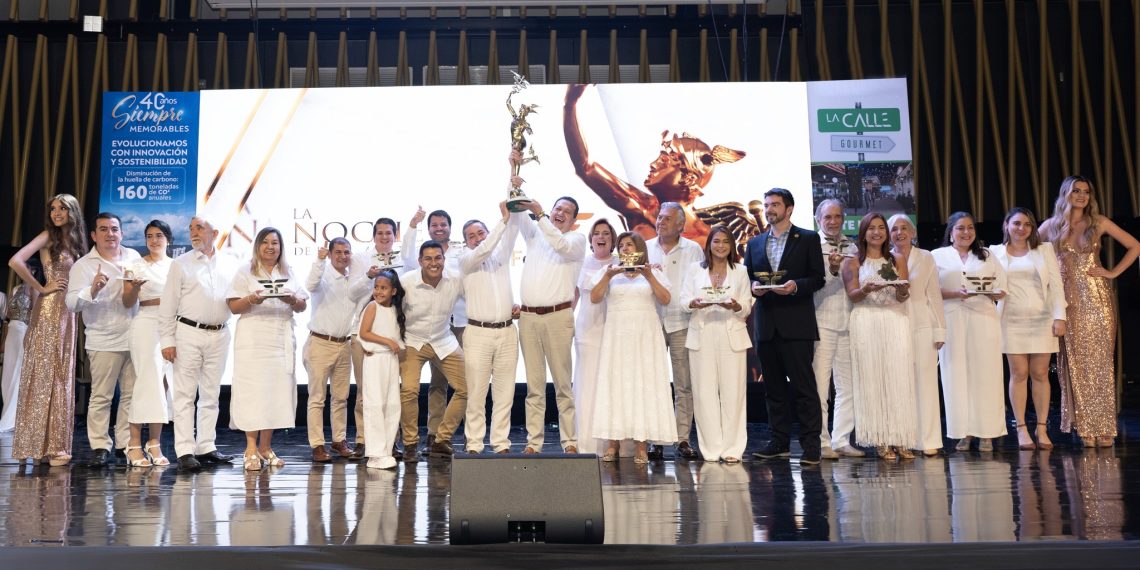 Reconocimiento empresarial por la excelencia en Santander en “La Noche de los Mejores 2024”