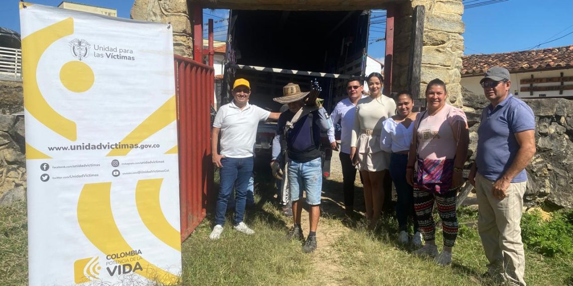 125 millones en materiales de construcción para placa huella, entregó la Unidad para las Victimas en Zapatoca