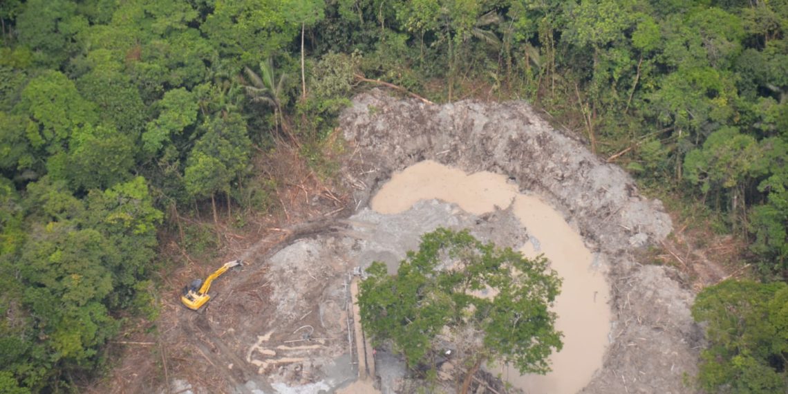 Minería ilegal afecta a 29 de los 32 departamentos de Colombia, entre los que se cuenta Santander