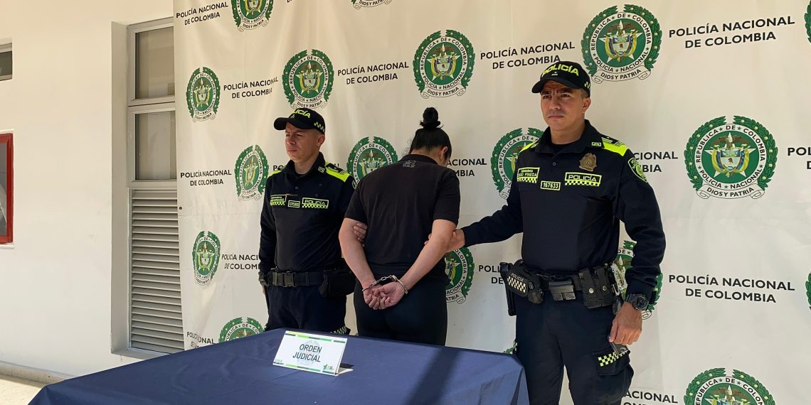 Peligrosa delincuente fue capturada por la policía en Bucaramanga en un puesto de control