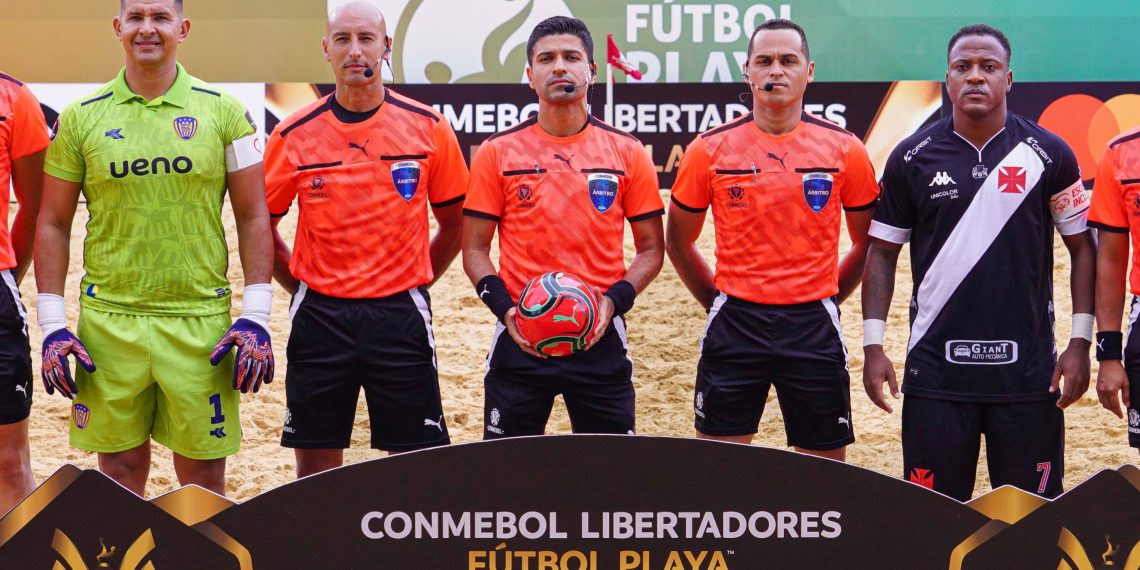 El árbitro santandereano Jorge Gómez, dirigió la final de la Copa Libertadores de Fútbol Playa