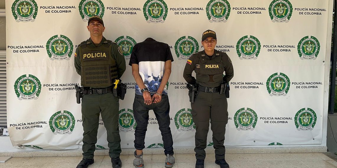 En Bucaramanga la policía capturó a un hombre con brazalete electrónico del INPC, que tenía casa por cárcel
