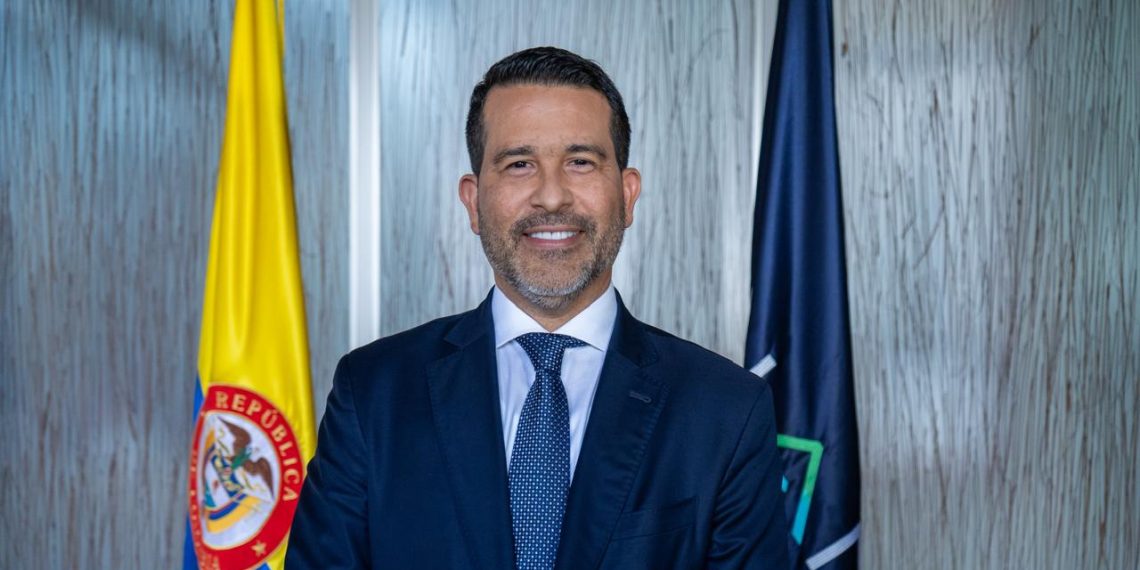 Modernización tecnológica reto del director (e) de la DIAN