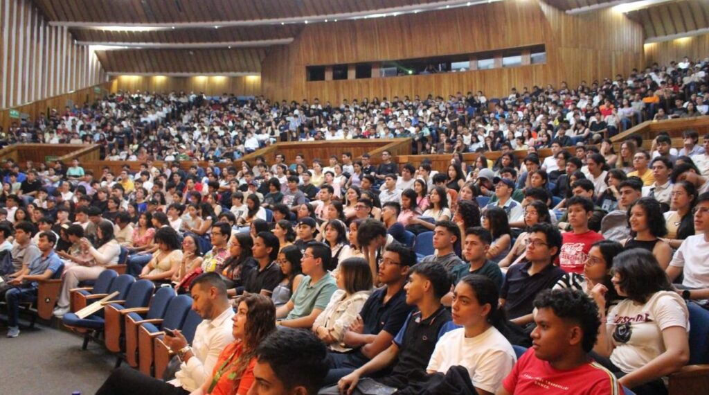 UIS dio la bienvenida a 1.800 nuevos estudiantes de pregrado profesional