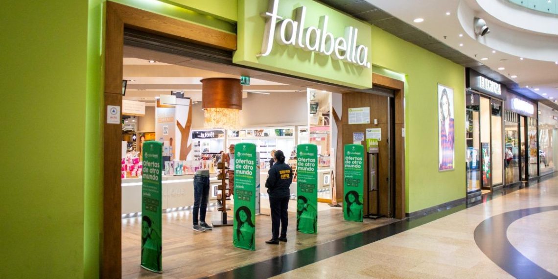 Luego de 10 años Falabella del Centro Comercial Cacique cerró sus puertas
