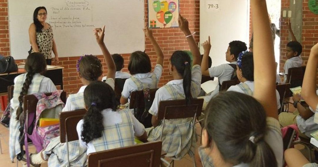 En Santander de regreso a clases más de 100 mil estudiantes de colegios públicos