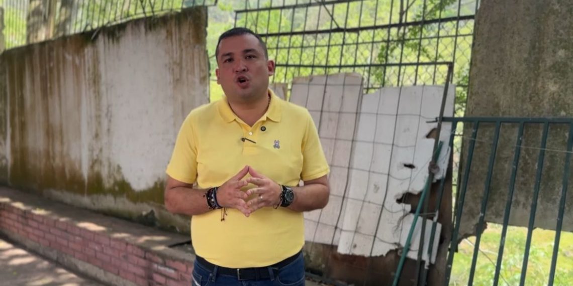 Alcalde de Floridablanca impulsa recuperación de colegio El Carmen con inversión de $1.800 millones de pesos