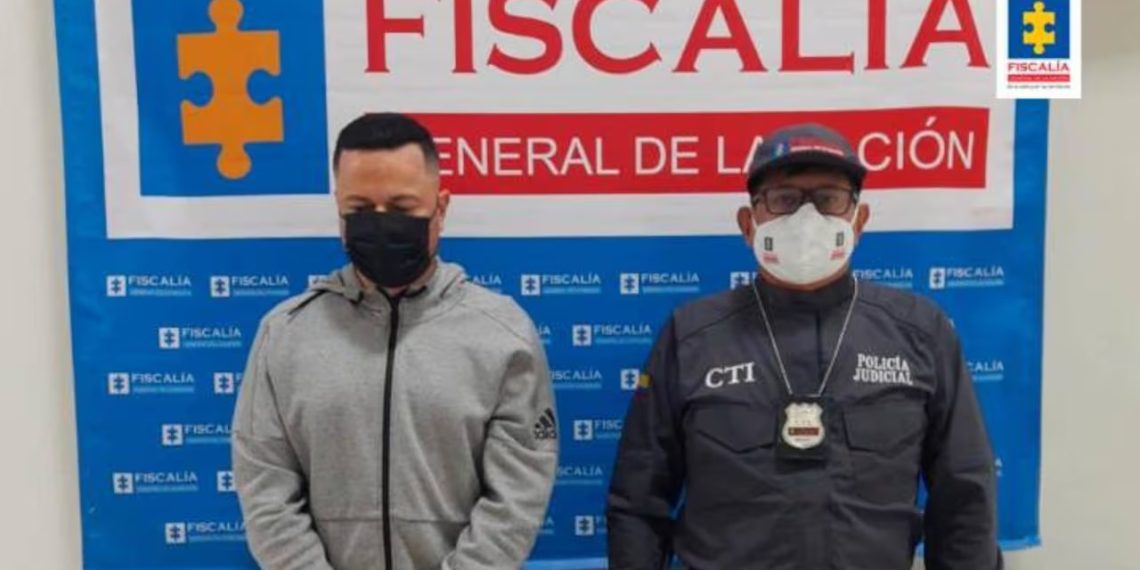 Por apoderase de dineros de los deportistas de Rugby exdirector del Indersantander