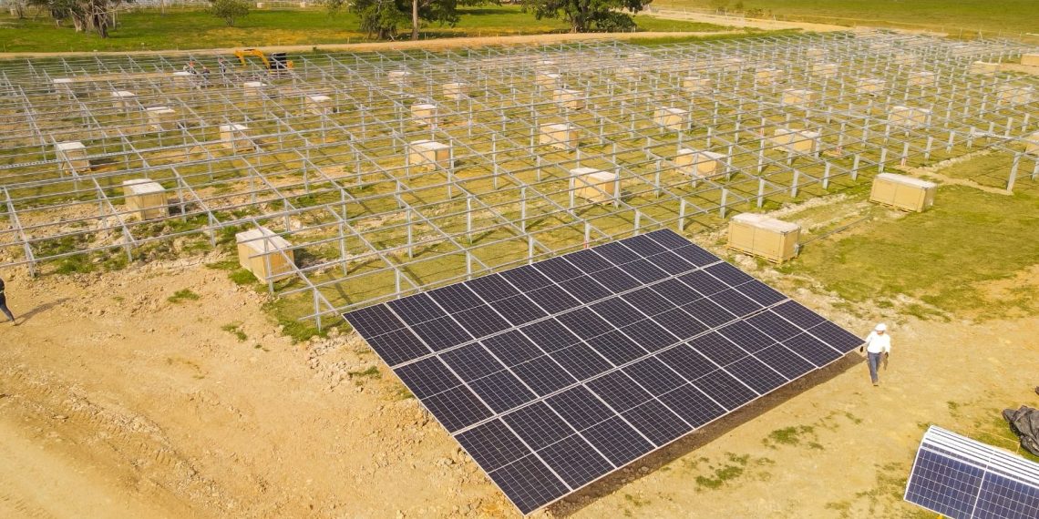 Avanza construcción de Granja Solar La Iguana, en Yondó, Antioquia