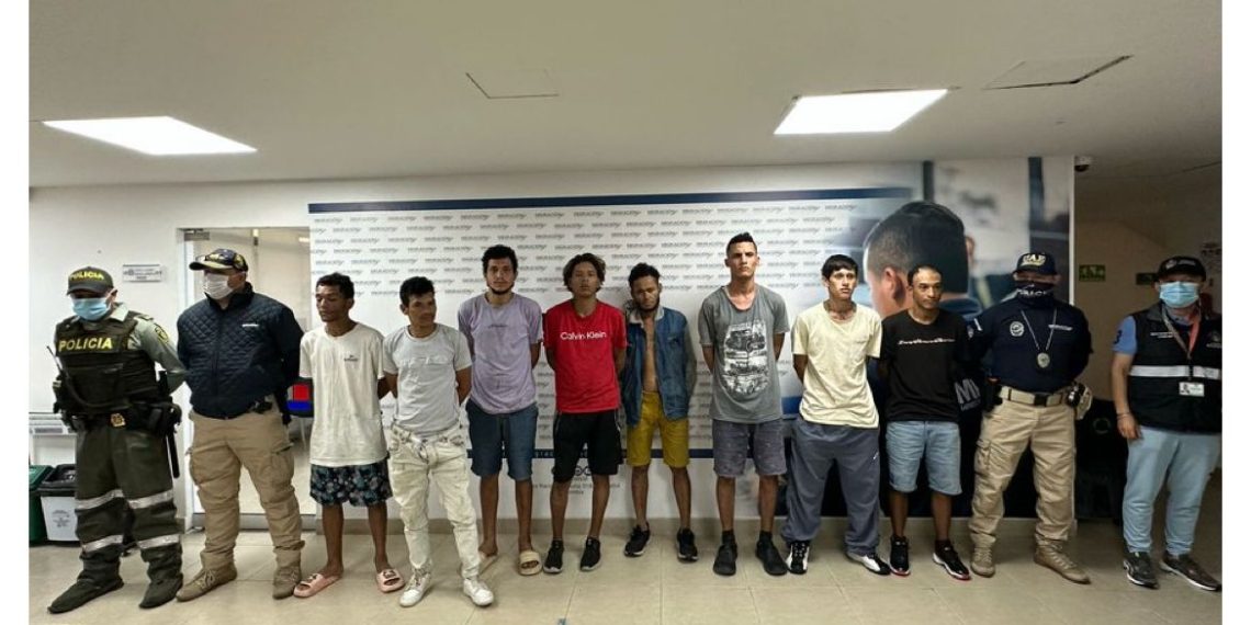 11 ciudadanos venezolanos expulsados de Bucaramanga por delitos y problemas de convivencia