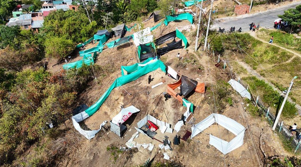 Detenida banda dedicada a vender lotes de forma ilegal en Bucaramanga