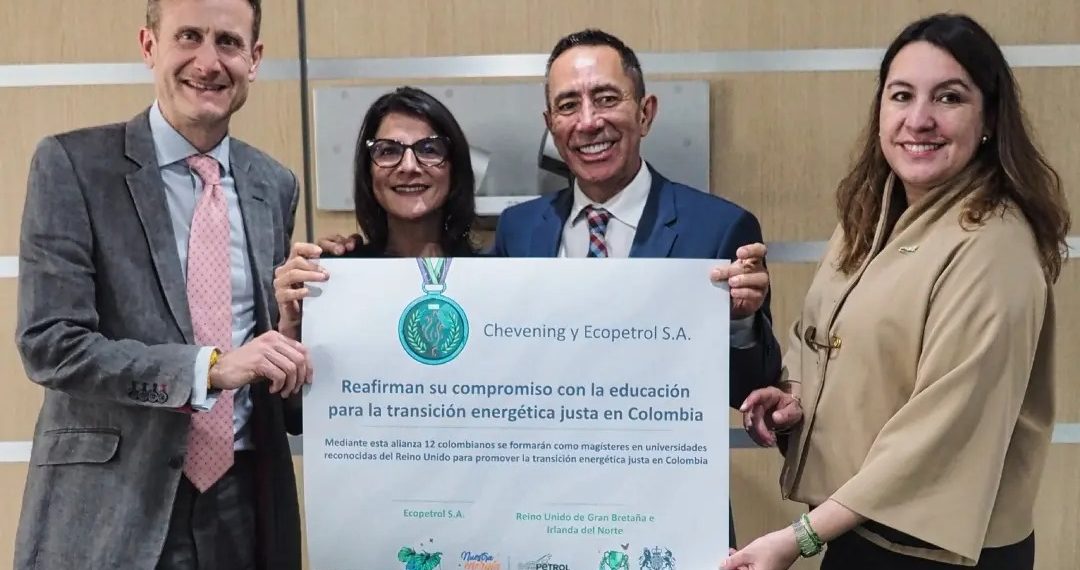 Ecopetrol y la Embajada Británica entregarán 12 becas para estudios de maestría en transición energética