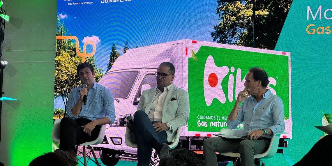 Bucaramanga estrena su primera flota de camiones livianos a gas natural