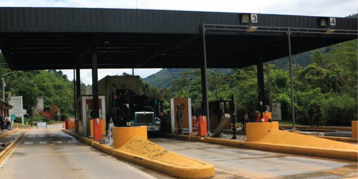 Autoridades de Santander esperan el respaldo del Gobierno Nacional para la reapertura del peaje de Rionegro