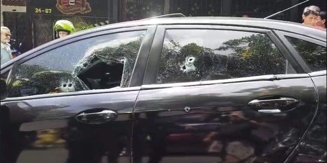 Sicarios atacan vehículo en Bucaramanga: Tres personas heridas