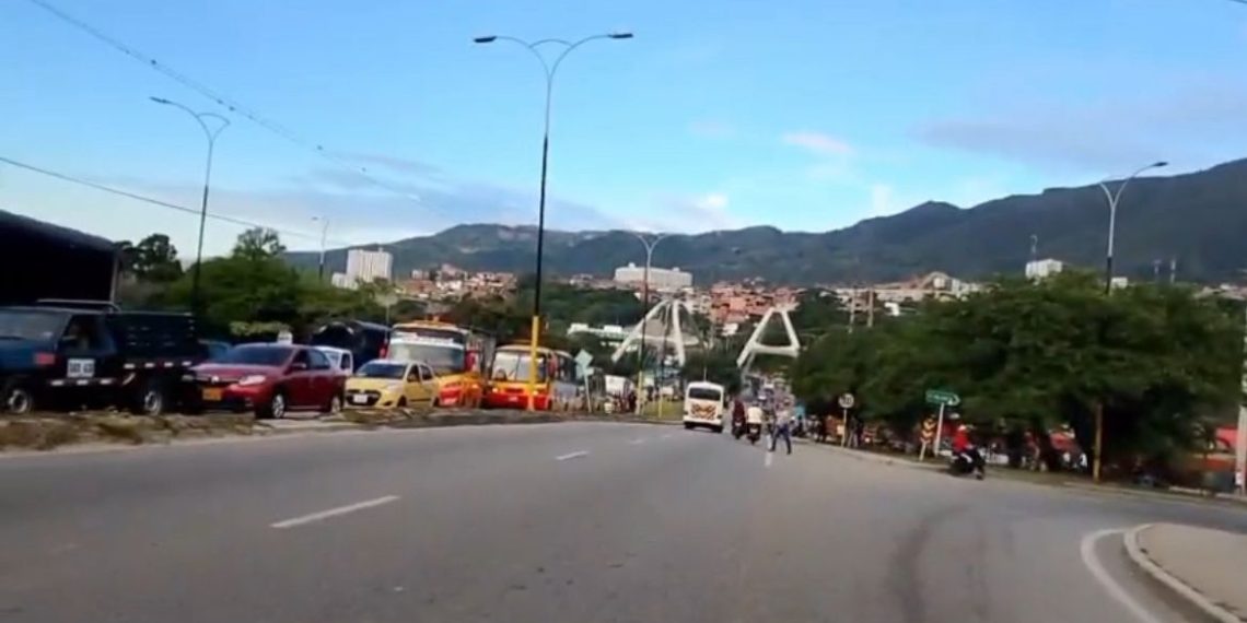Paro nacional en Santander: bloqueos viales y movilizaciones marcan las primeras 12 horas