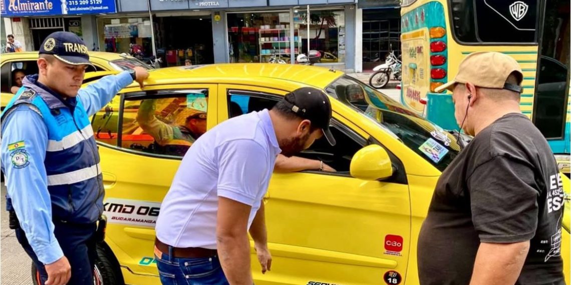 Operativos de control garantizan transporte seguro en el Área Metropolitana