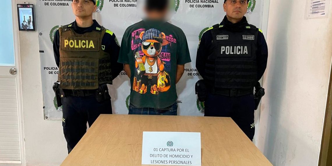 Capturan a dos hombres en flagrancia por feminicidios en Santander