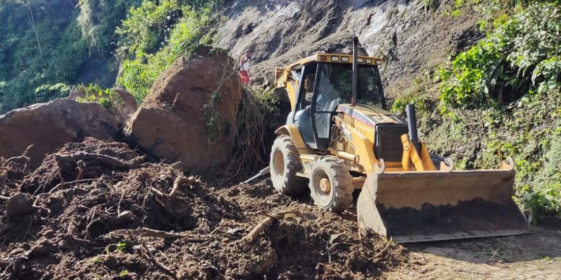 ¡Atención! Invías atiende emergencia vial en el km 15 del corredor Landázuri–Barbosa, Santander
