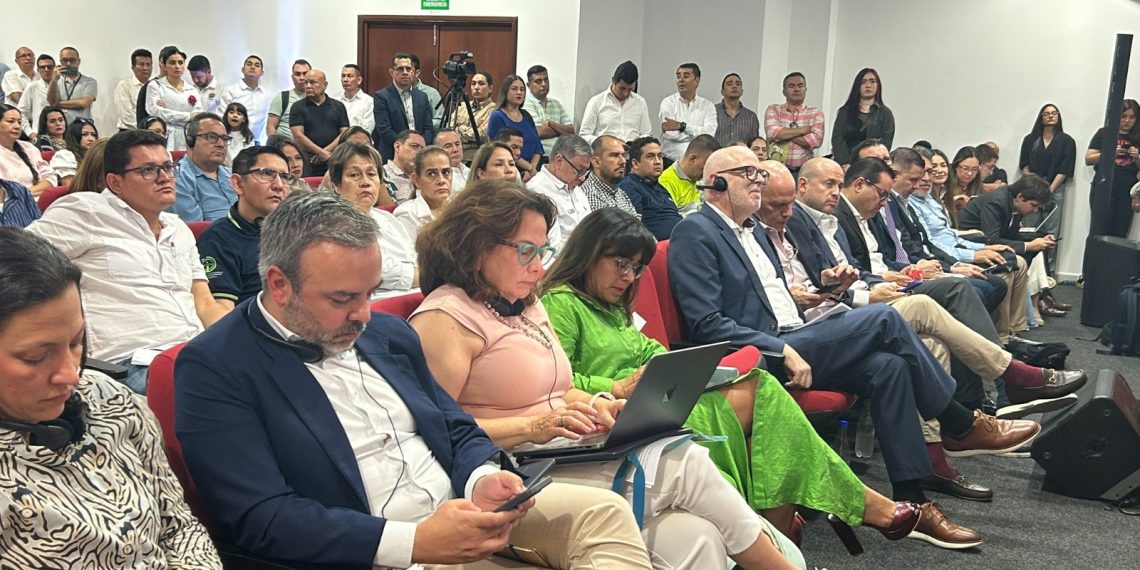 Bucaramanga fue sede del Foro Ruta Regiones Unidas: Desafío por la Descentralización