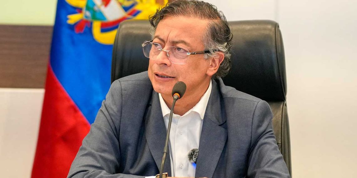 Presidente Petro condena atentado contra Miguel Uribe y ordena reforzar seguridad a líderes de la oposición