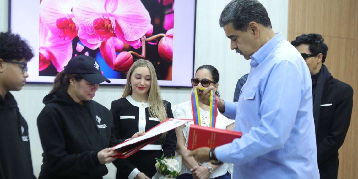 Venezuela honra a Rubby Pérez con nacionalidad post mortem y reconocimiento cultural