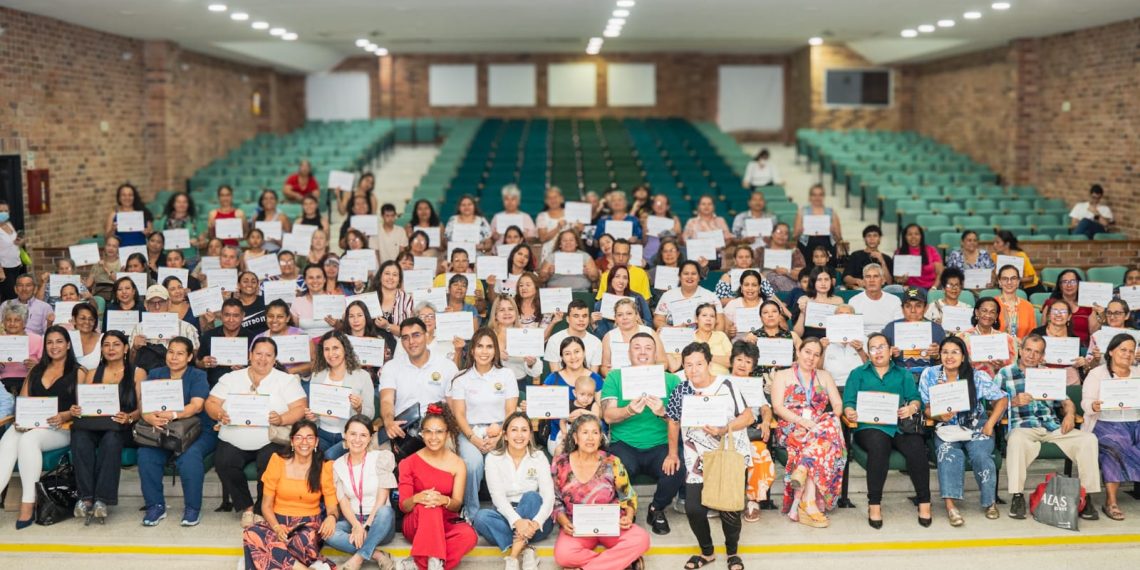 “El cuidado también se certifica: una vocación que construye país” Floridablanca reconoce la labor silenciosa de quienes cuidan con amor y compromiso