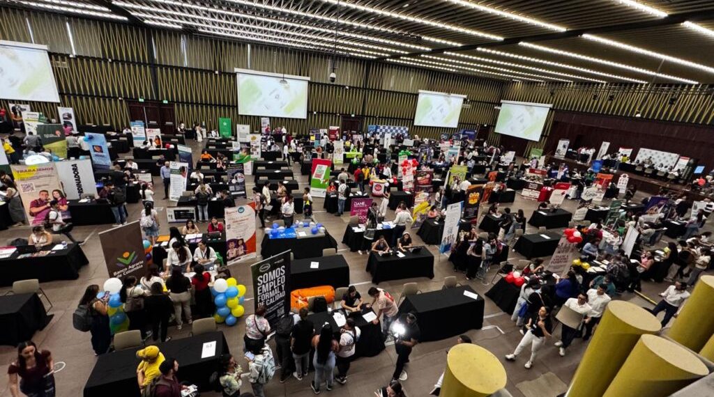 Bucaramanga refuerza su liderazgo en generación de empleo con nueva jornada de vinculación laboral