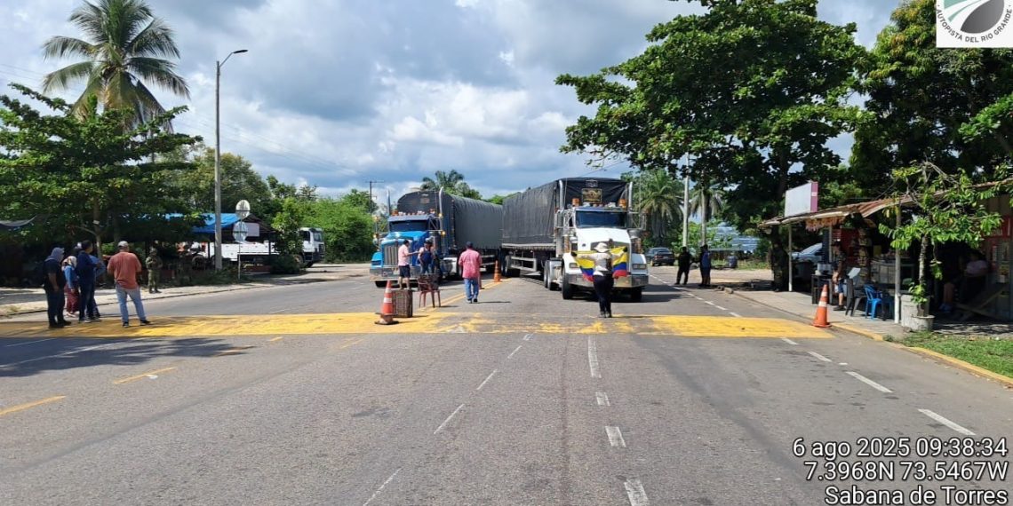 ¡Atención! Autopista del Río Grande rechaza bloqueos y aclara señalamientos del gremio volquetero en Sabana de Torres