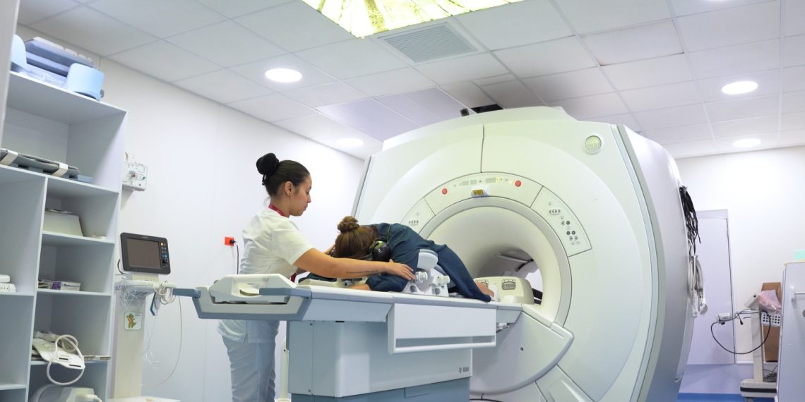 El cáncer de mama no espera: el nororiente colombiano estrena técnica de detección temprana