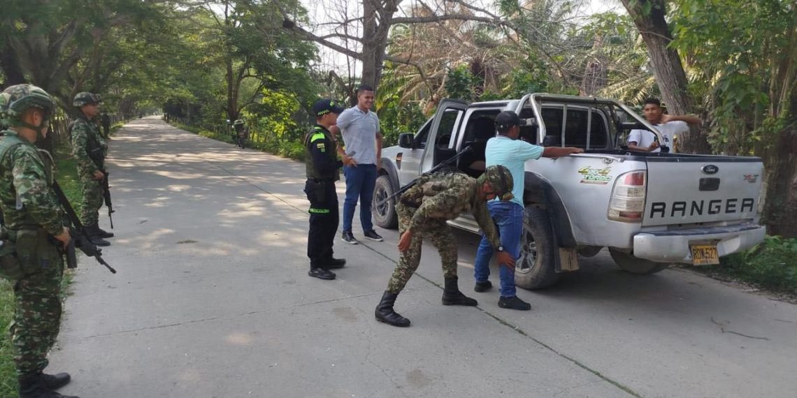 Crisis humanitaria en el Sur de Bolívar: enfrentamientos entre ELN y Clan del Golfo agravan el aislamiento en el Magdalena Medio