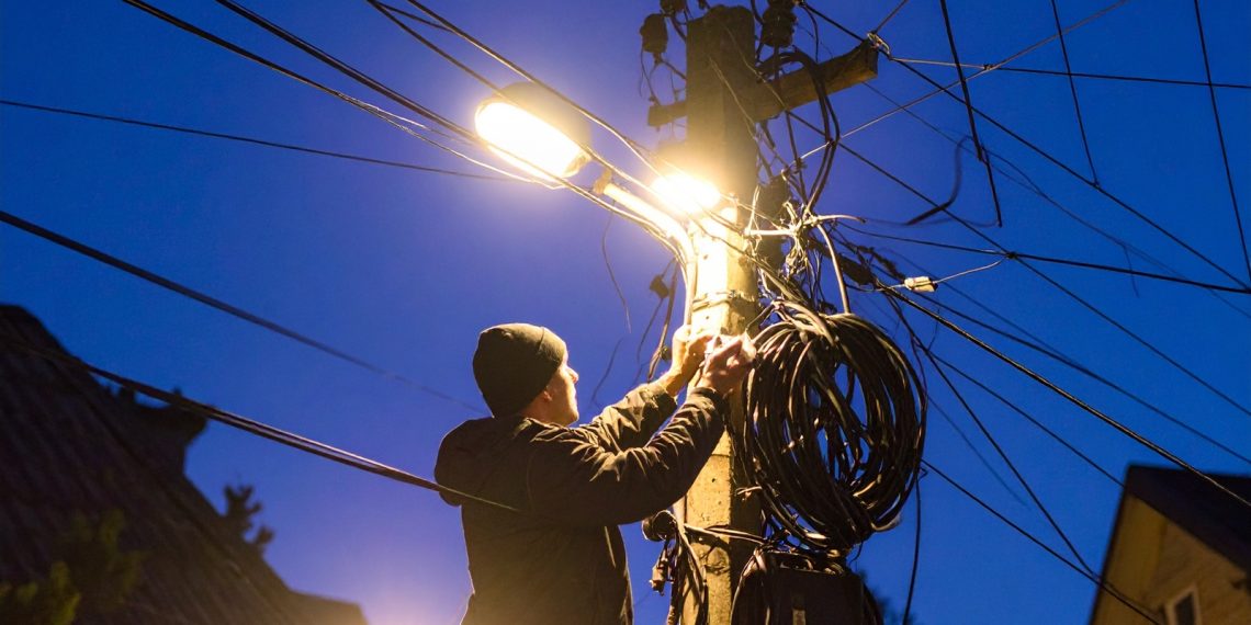 Comunidades en alerta: el robo de energía afecta tu servicio, tu seguridad y tu bolsillo