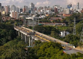 Nueva rotación del pico y placa en el área metropolitana regirá desde el 1 de octubre