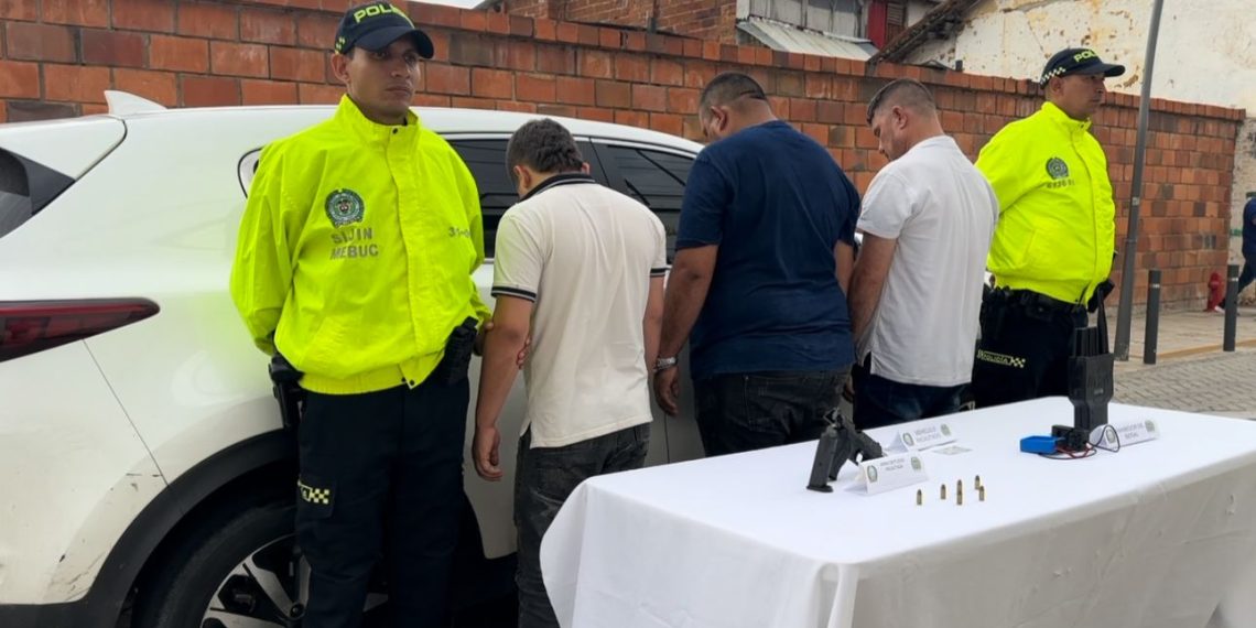 La Policía no da tregua: Captura a tres presuntos integrantes del GDCO “Los de la Trocha” en Floridablanca