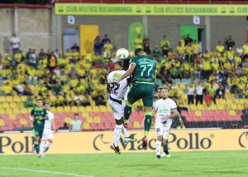 Atlético Bucaramanga y Once Caldas empatan sin goles en el Américo Montanini