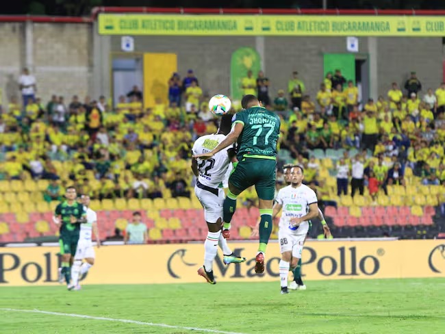 Atlético Bucaramanga y Once Caldas empatan sin goles en el Américo Montanini