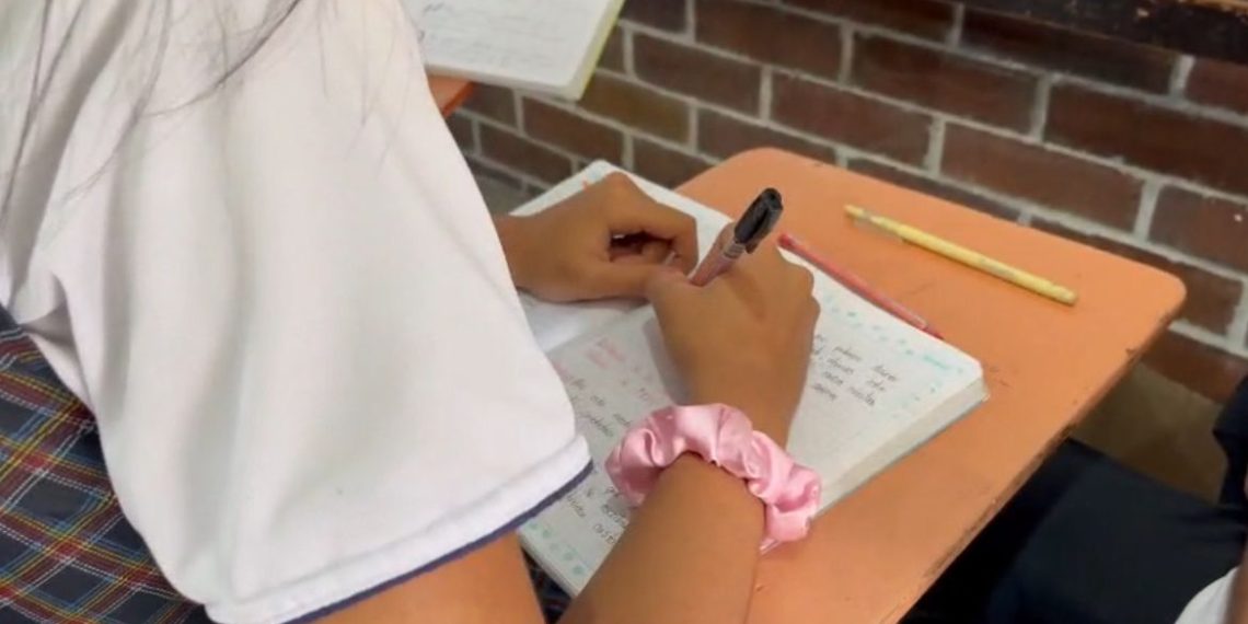 ¡Abre la puerta del saber! Floridablanca ofrece cupos escolares gratuitos con alimentación incluida