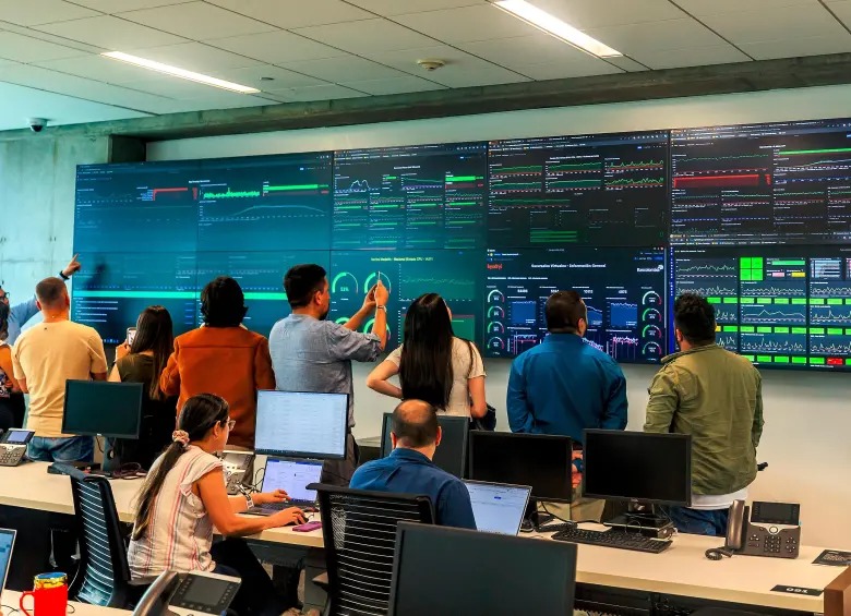 ¡Atención! Bancolombia anuncia avances en la recuperación de servicios, pero persisten fallas en cajeros y canales digitales, según usuarios