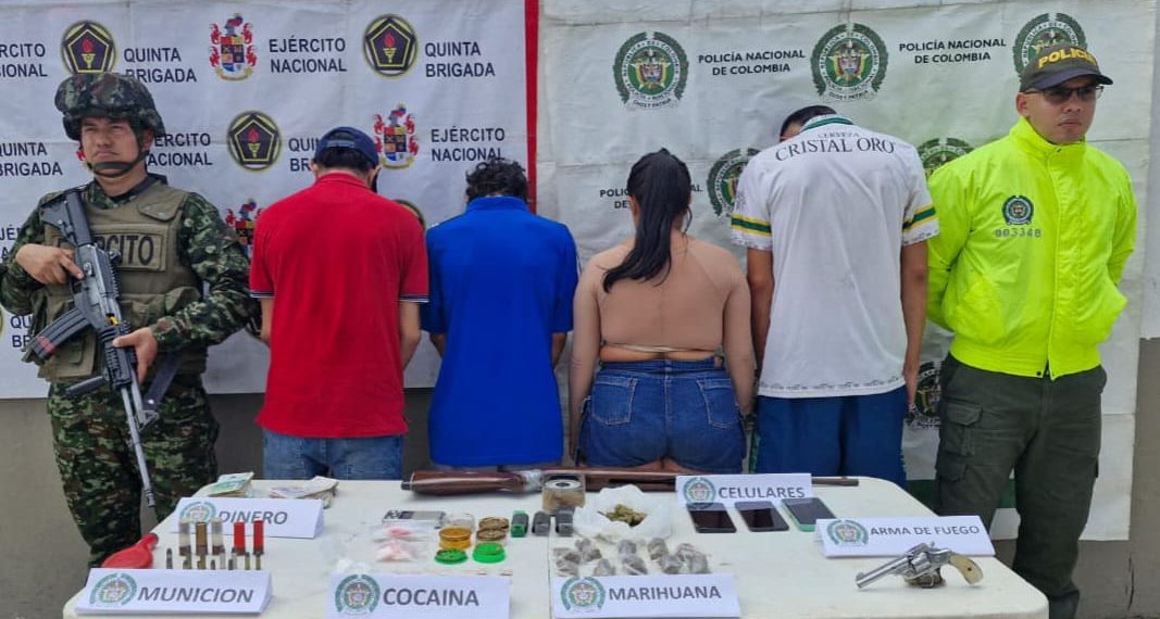 Operación Contención en Santander: Golpe al microtráfico en San Rafael de Lebrija: cuatro capturados y arsenal incautado